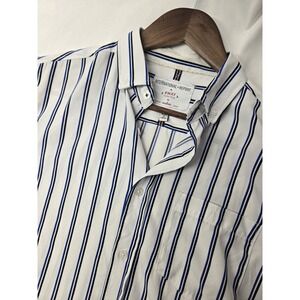 International‎ Report 4 Way Stretch Striped Button Down Shirt, Men's Medium